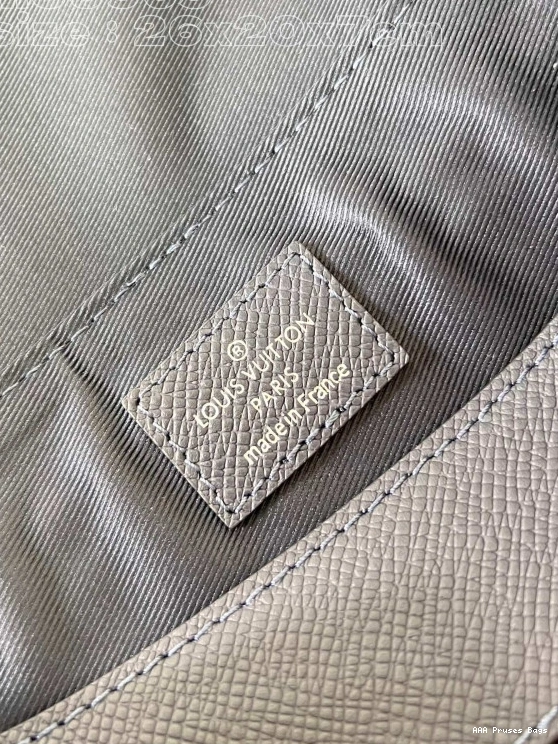 AAA Pruses Bags PM LOUIS VUITTON DISTRICT 0714